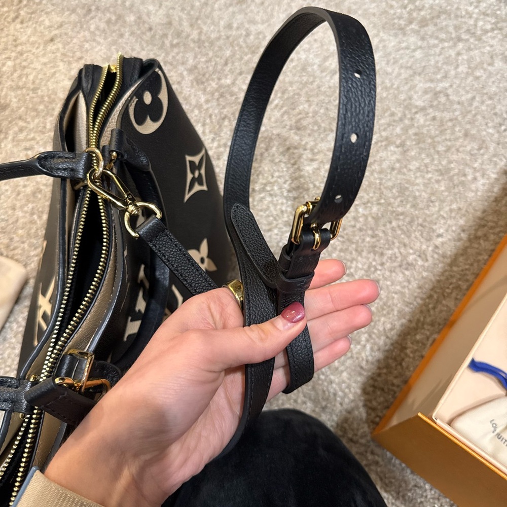 Louis Vuitton Monogram Black and Cream Satchel - Picture 8 of 13